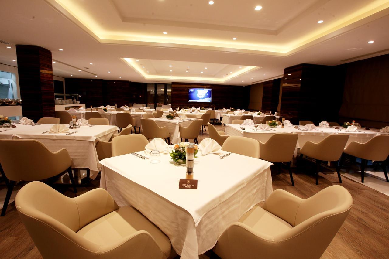 Radisson Hotel Sfax Exterior photo The Royal Lounge at Tan Son Nhat International Airport